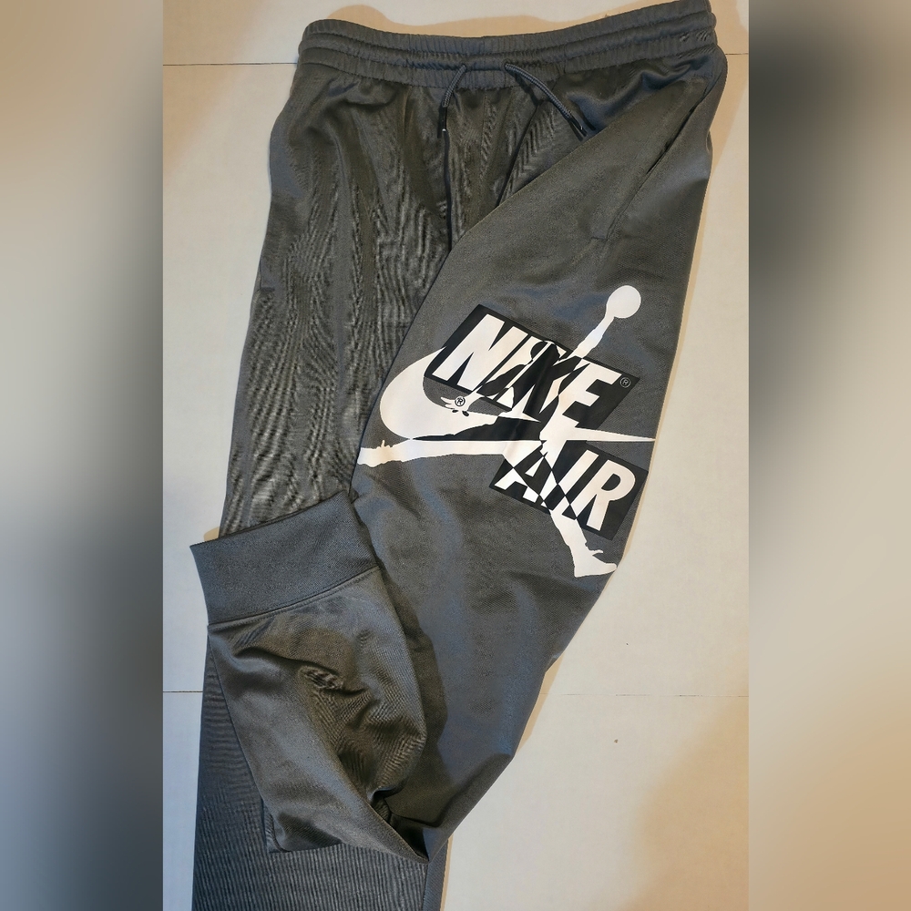 Nike Air Youth Gray Logo XL Jogger Pants